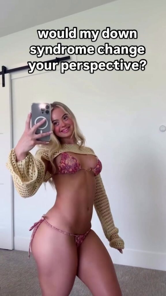 Jennysospeciall / Truly_specialgirl nude video is so sexy!!!